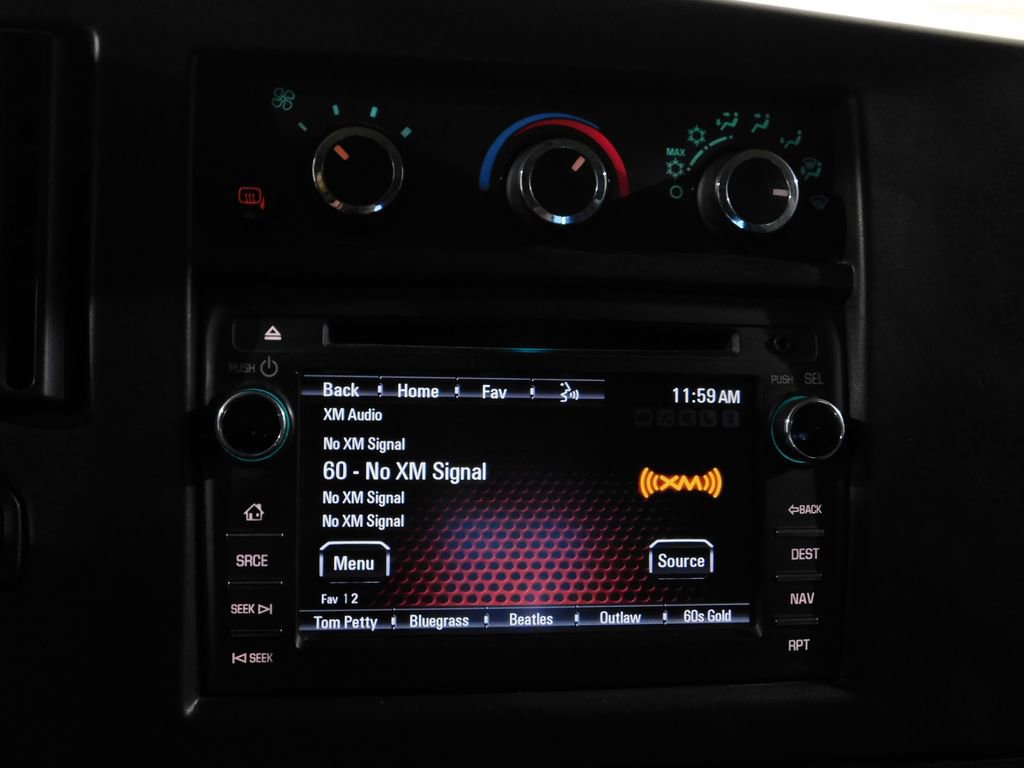 Used 2017 GMC Savana 2500 RWD image 44