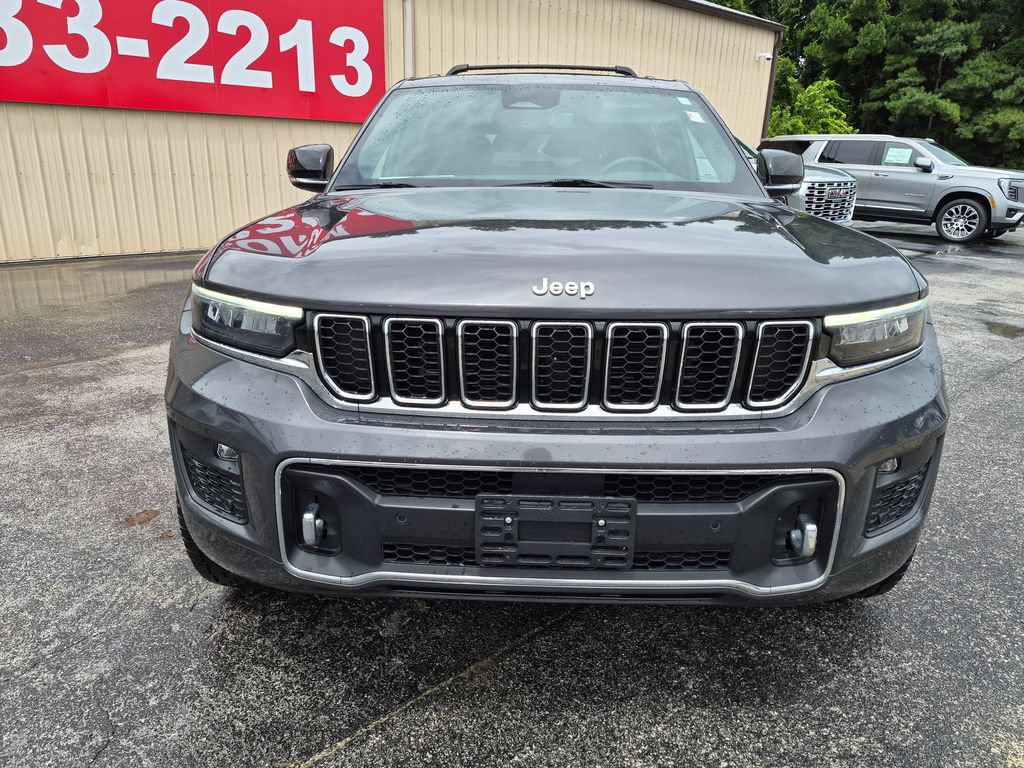 Used 2024 Jeep Grand Cherokee Overland w/ Luxury Tech Group IV AWD/4WD image 6