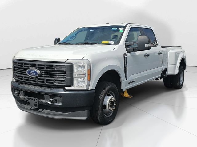 Used 2023 Ford F350 XL image 9