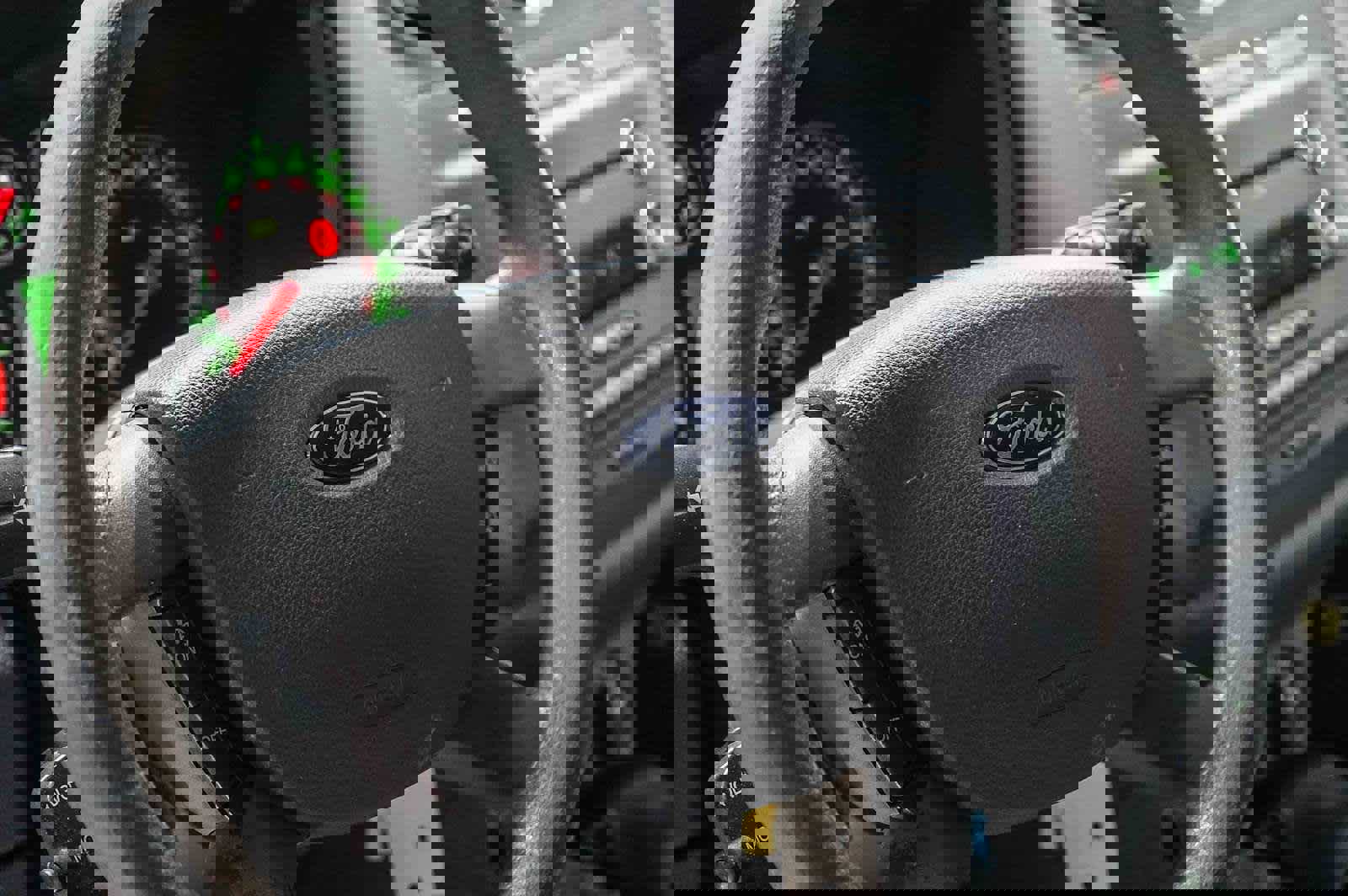 Used 2012 Ford Transit Connect XLT Premium image 23