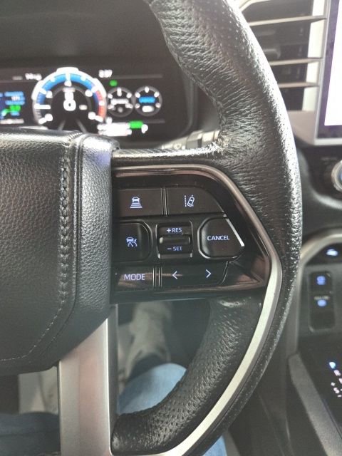 Certified 2023 Toyota Sequoia SR5 w/ SR5 Premium Package image 15