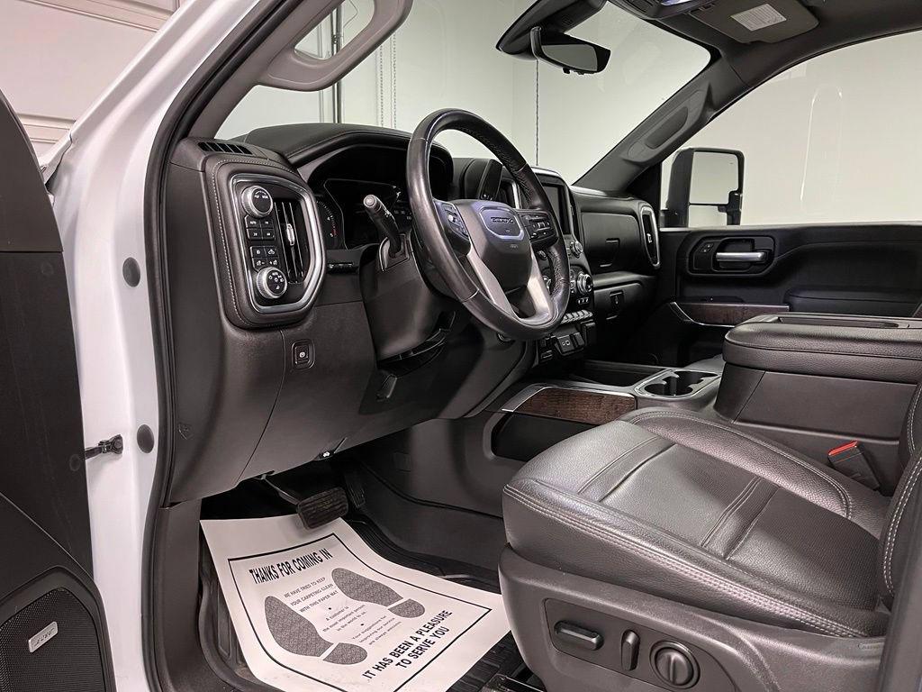 Used 2021 GMC Sierra 3500 Denali w/ Denali Ultimate Package AWD/4WD image 17