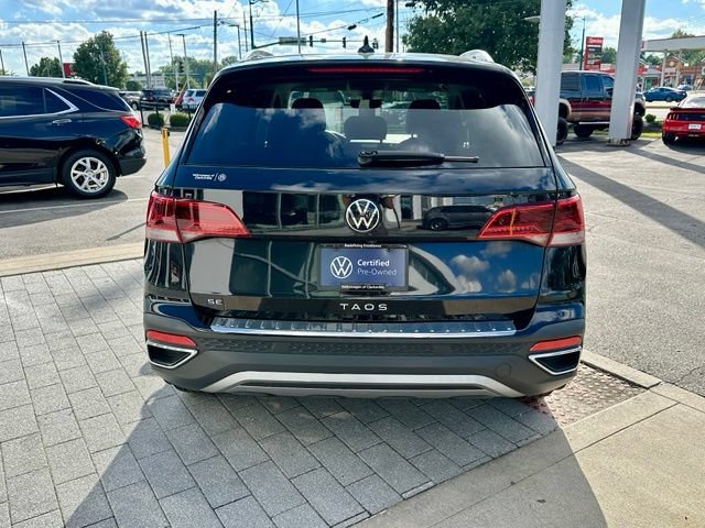 Certified 2022 Volkswagen Taos SE FWD image 6