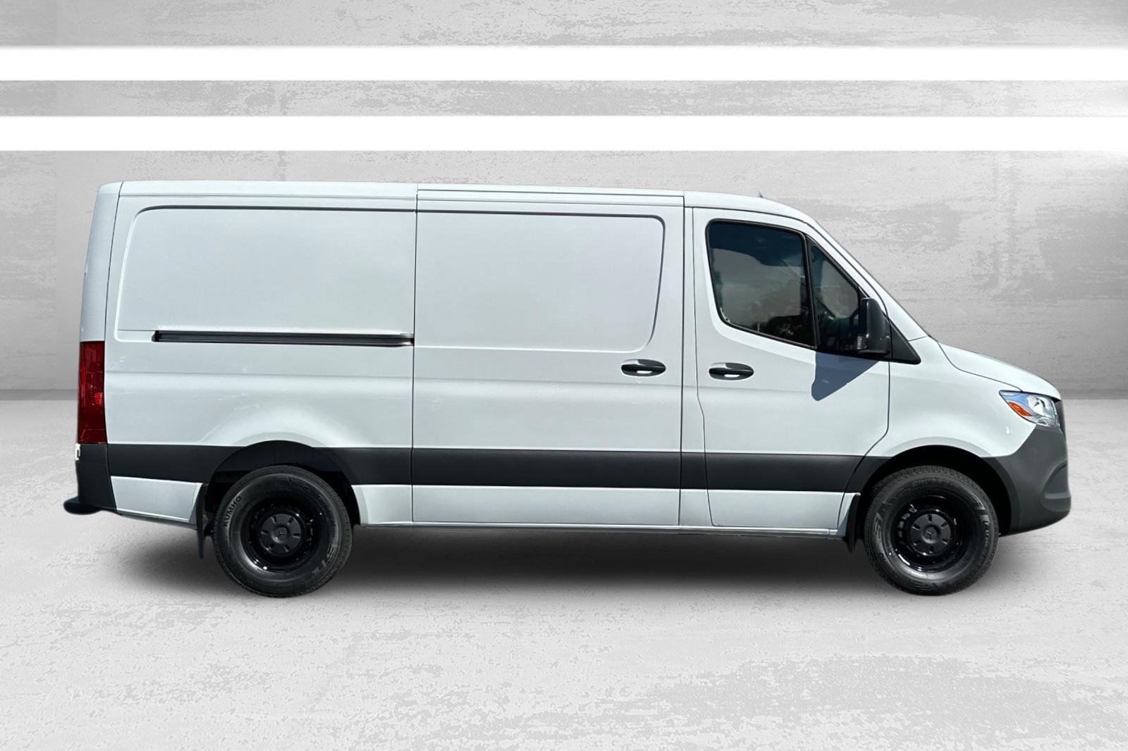 New 2026 Mercedes-Benz Sprinter 2500 image 3
