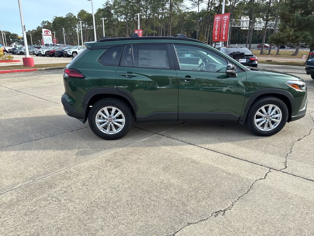 New 2026 Toyota Corolla Cross LE image 8