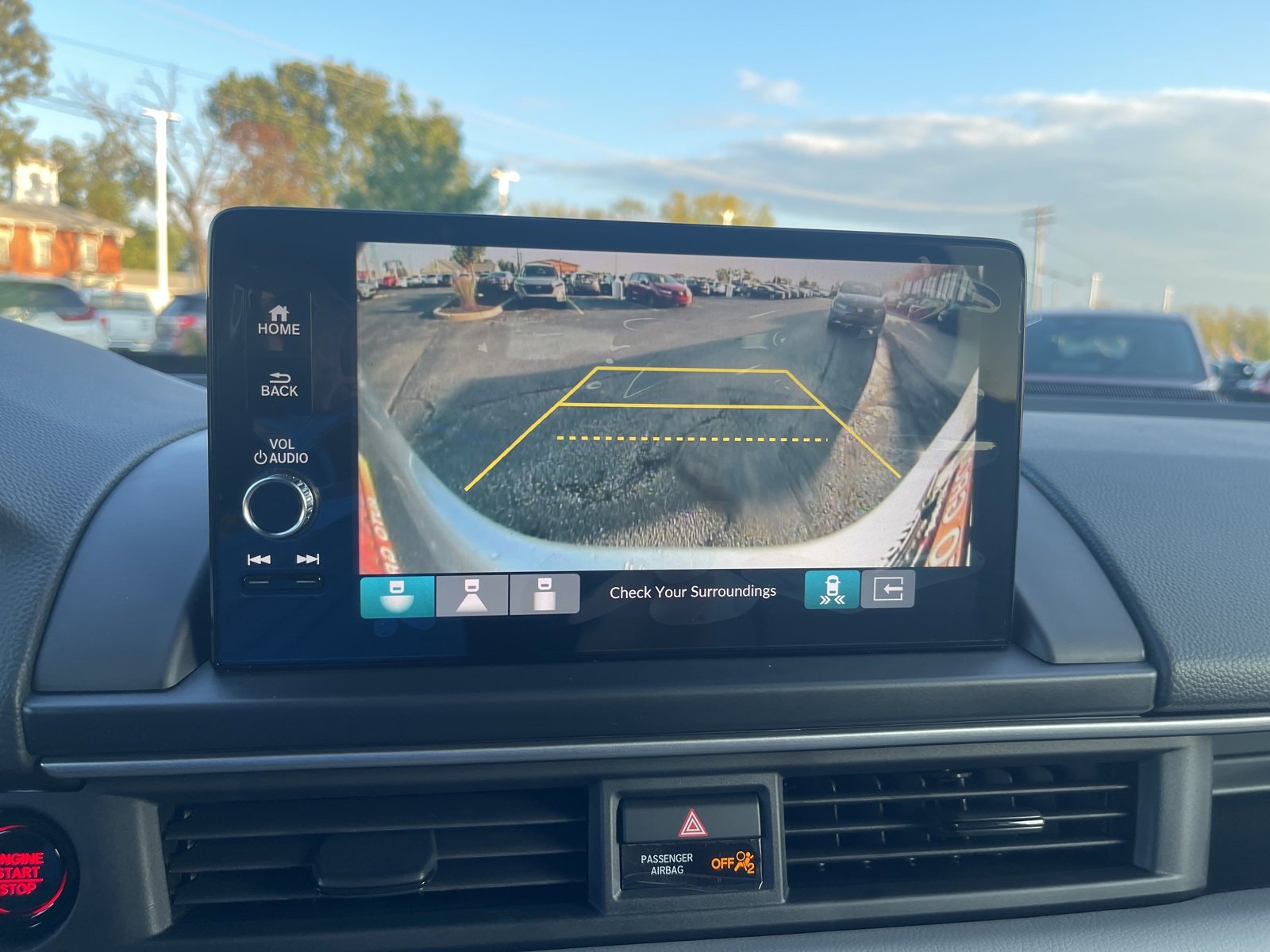 New 2025 Honda Pilot Touring image 38