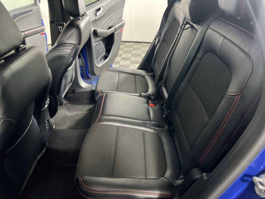 Used 2023 Ford Escape ST-Line image 23