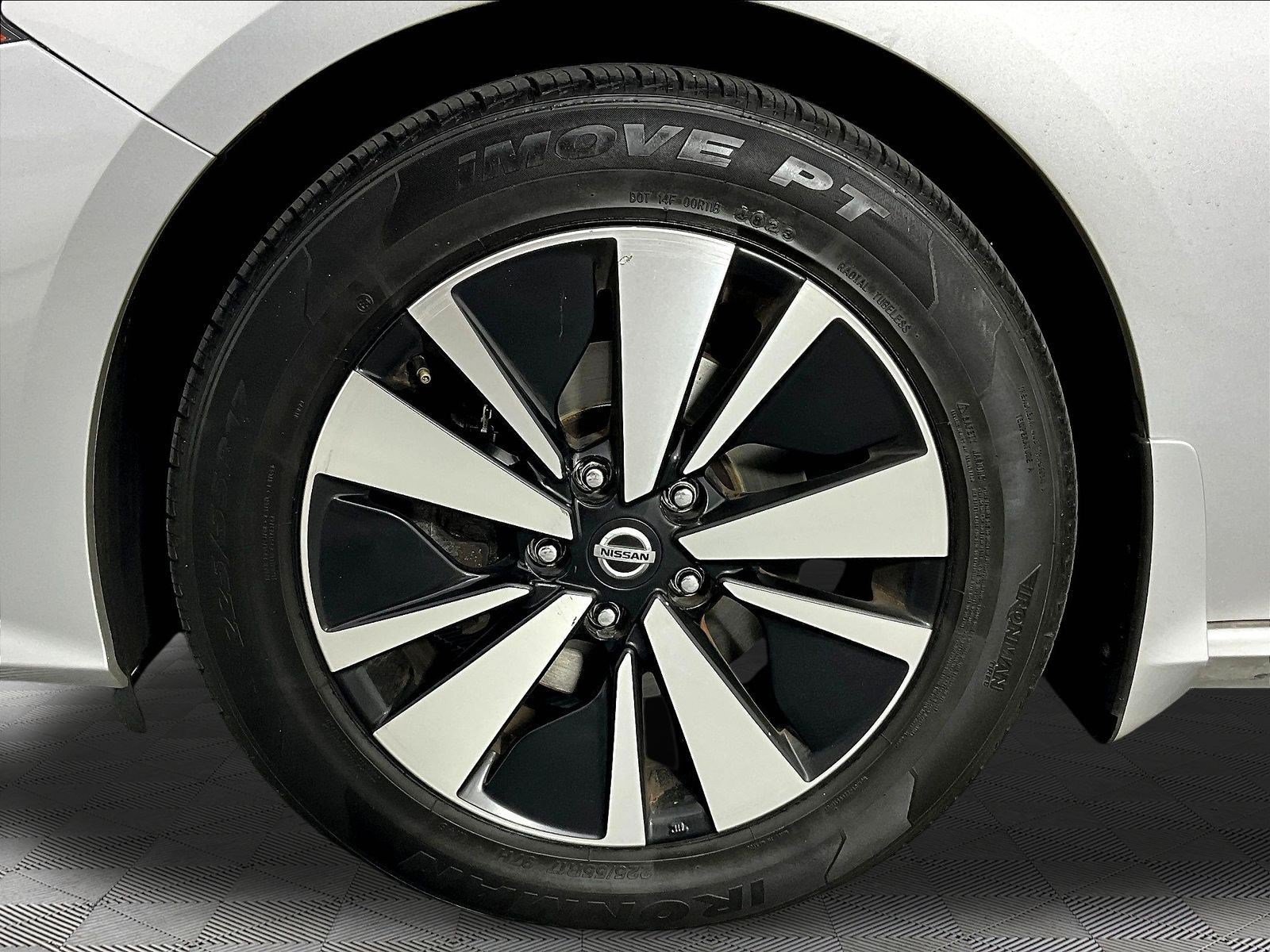 Certified 2022 Nissan Altima 2.5 SV AWD/4WD image 33