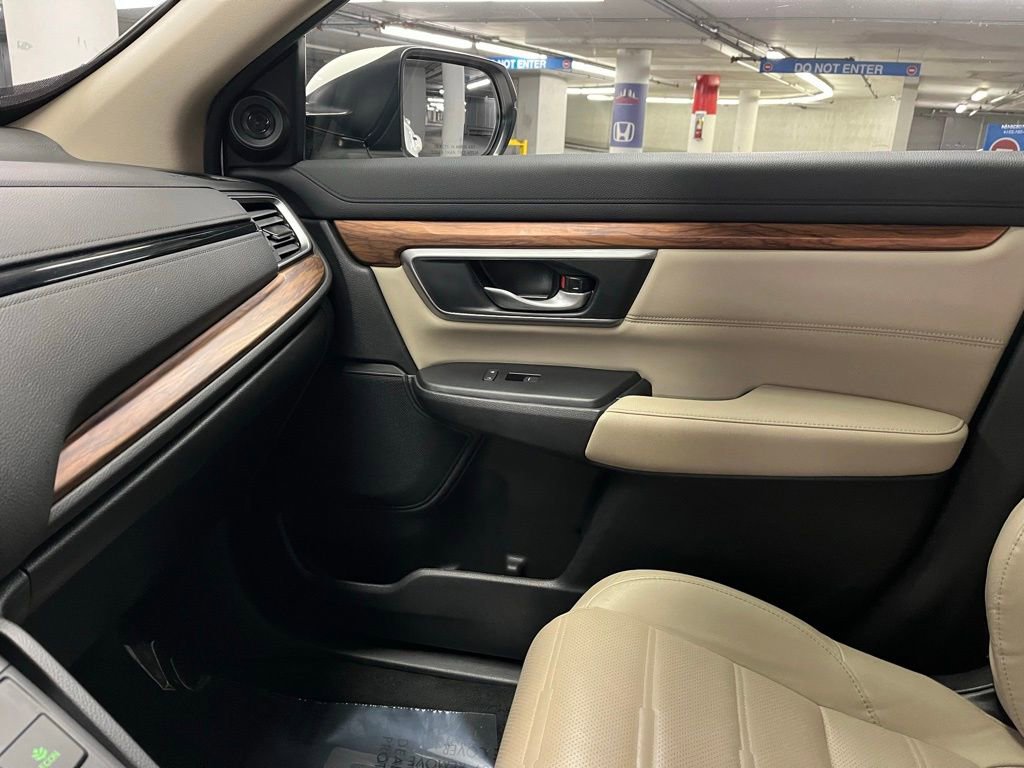 Used 2018 Honda CR-V Touring image 28