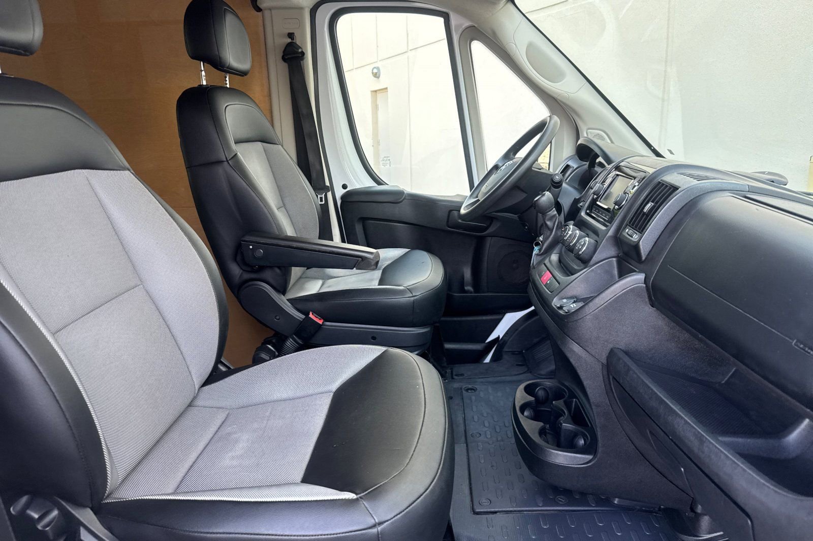 Used 2021 RAM ProMaster 2500 FWD image 16