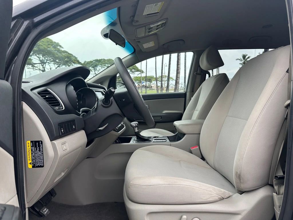 Used 2021 Kia Sedona LX image 8
