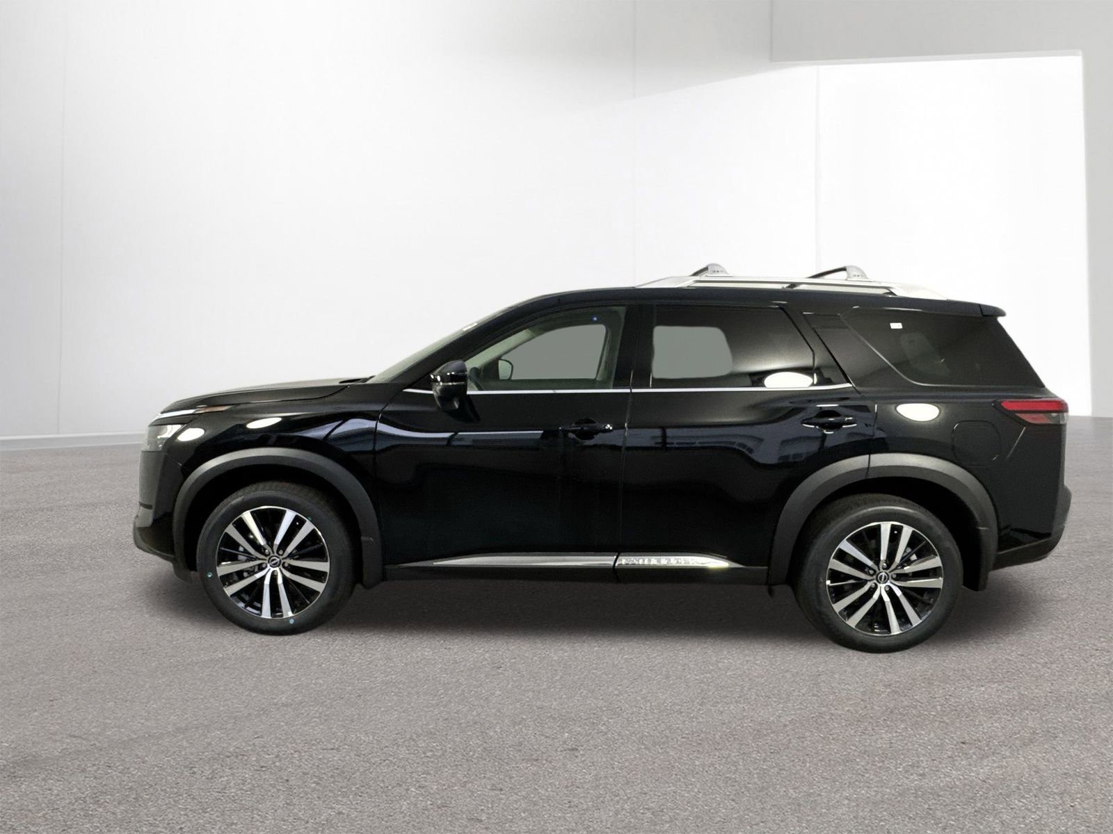 New 2025 Nissan Pathfinder Platinum w/ Cargo Package image 29