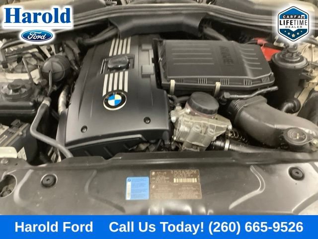 Used 2010 BMW 535i xDrive Sedan AWD/4WD image 16