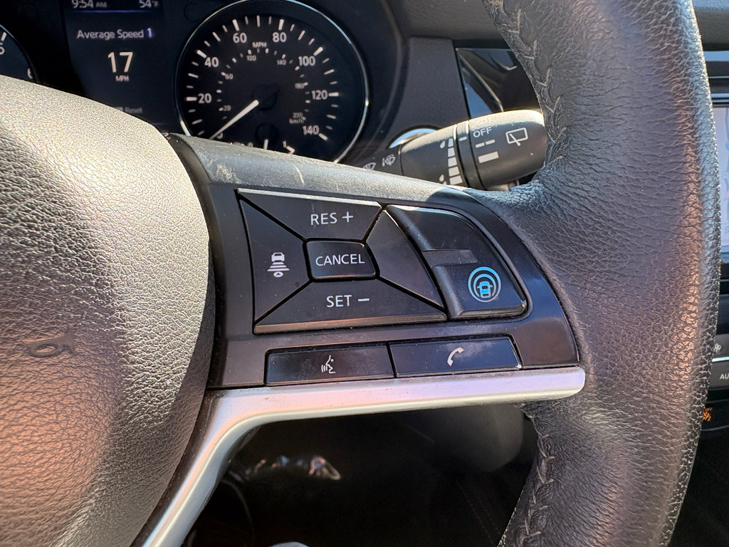 Used 2020 Nissan Rogue SL image 20