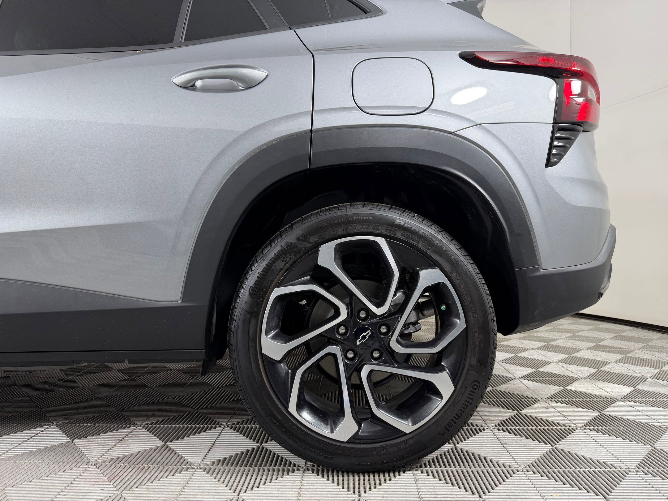 Used 2026 Chevrolet Trax RS w/ Driver Confidence Package image 27