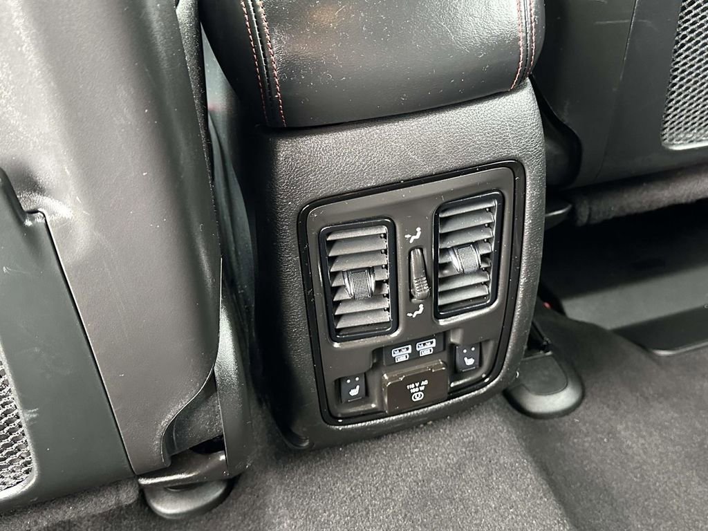 Used 2023 Dodge Durango GT image 15