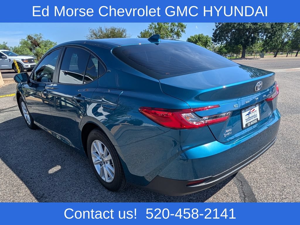 Used 2025 Toyota Camry LE AWD/4WD image 3