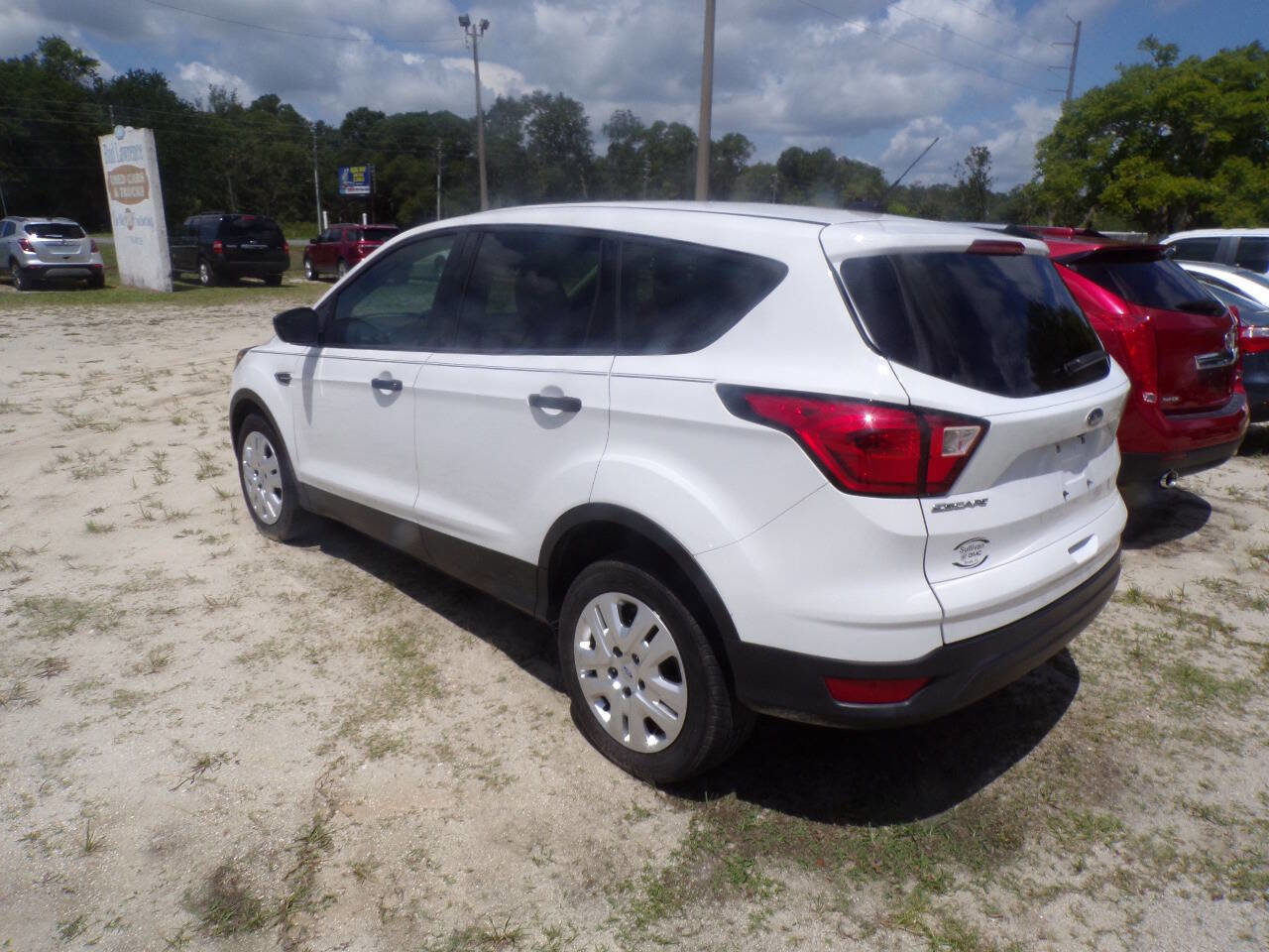 Used 2019 Ford Escape S image 5