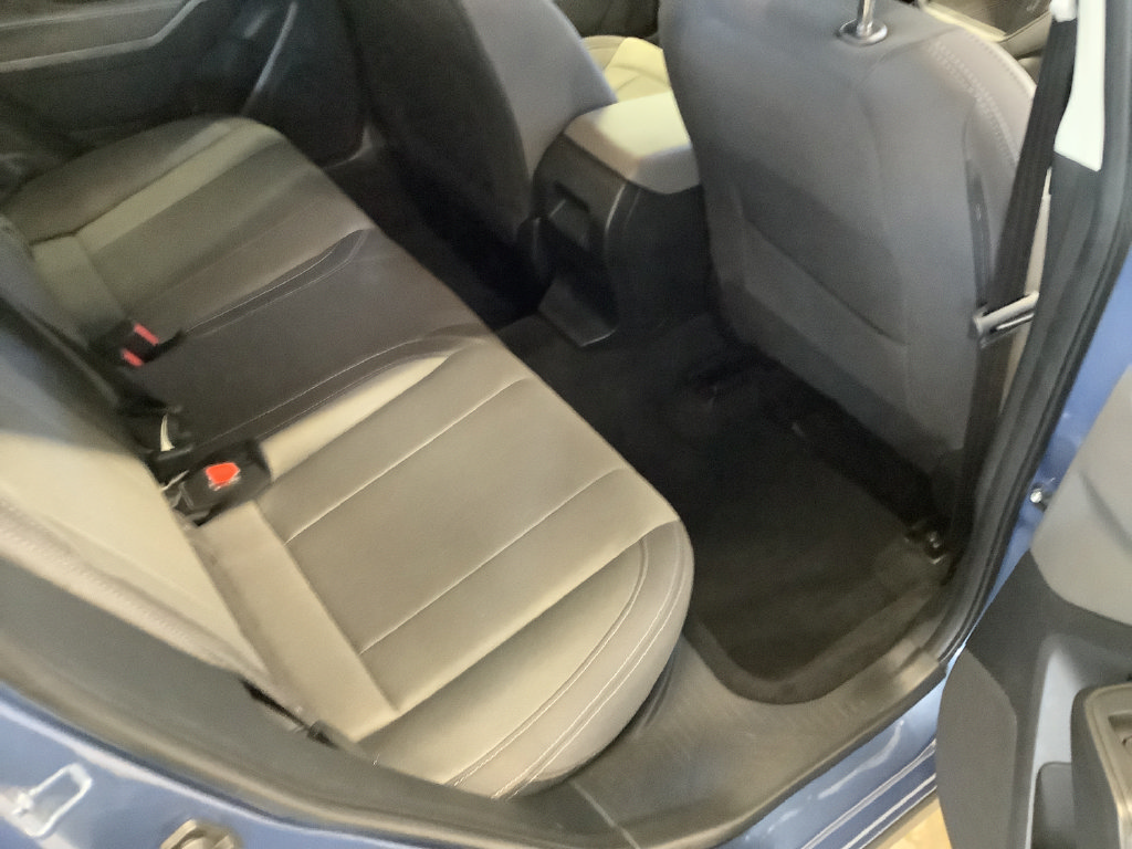 Certified 2024 Subaru Crosstrek 2.0i AWD/4WD image 17