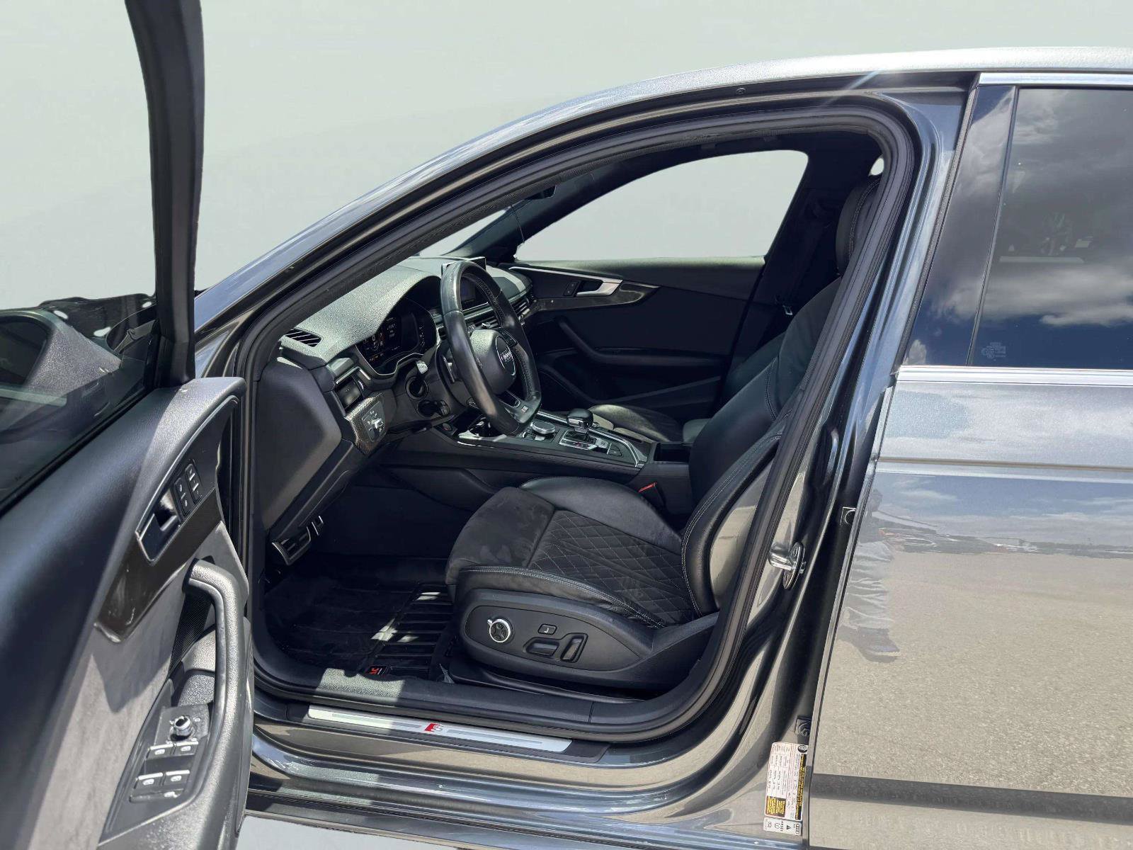 Used 2018 Audi S4 Premium Plus w/ Navigation Package AWD/4WD image 18