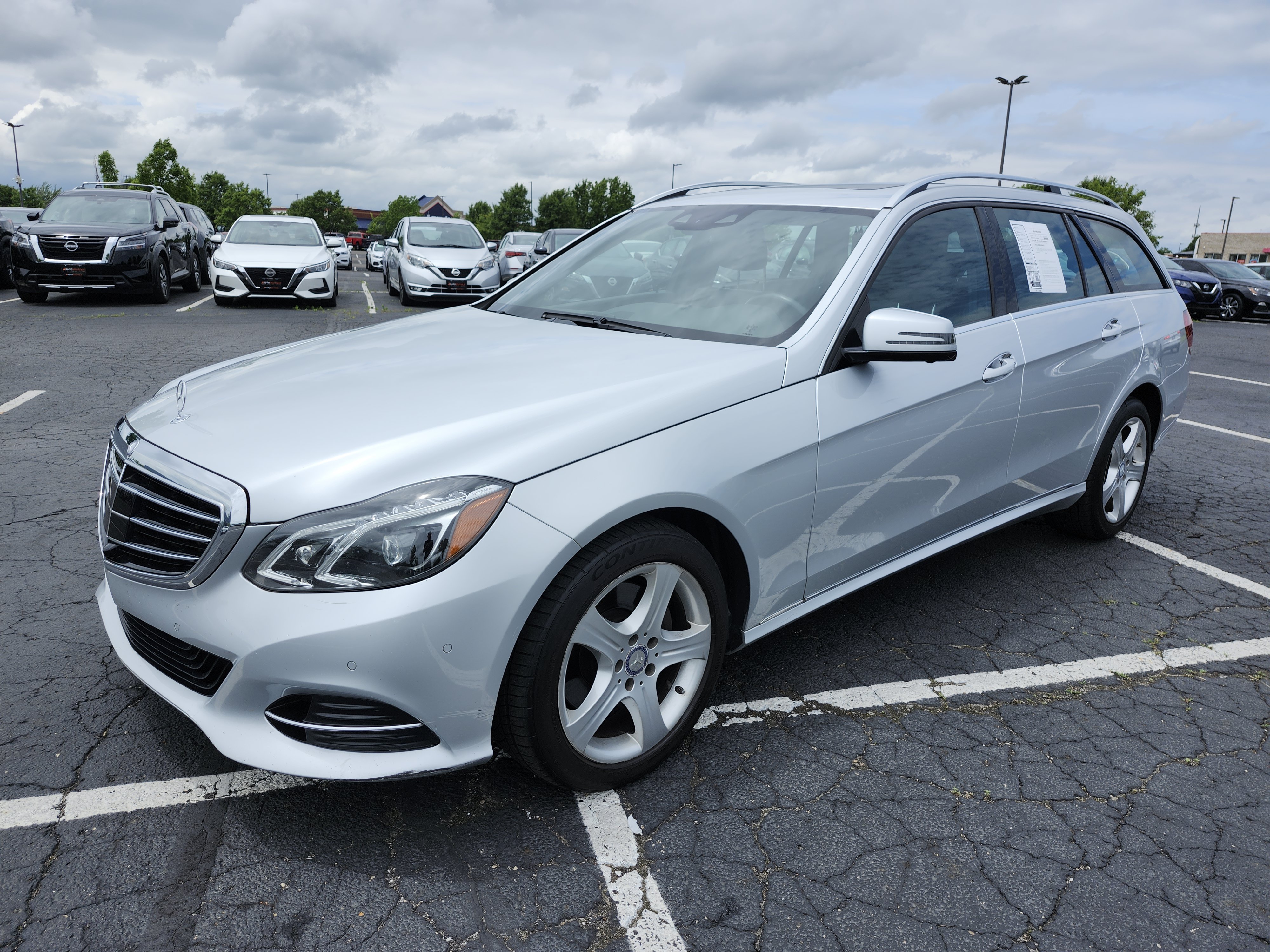 Used 2014 Mercedes-Benz E 350 4MATIC Wagon image 12