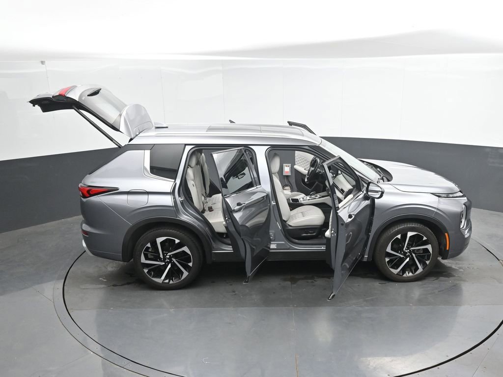 Used 2023 Mitsubishi Outlander SEL AWD/4WD image 51