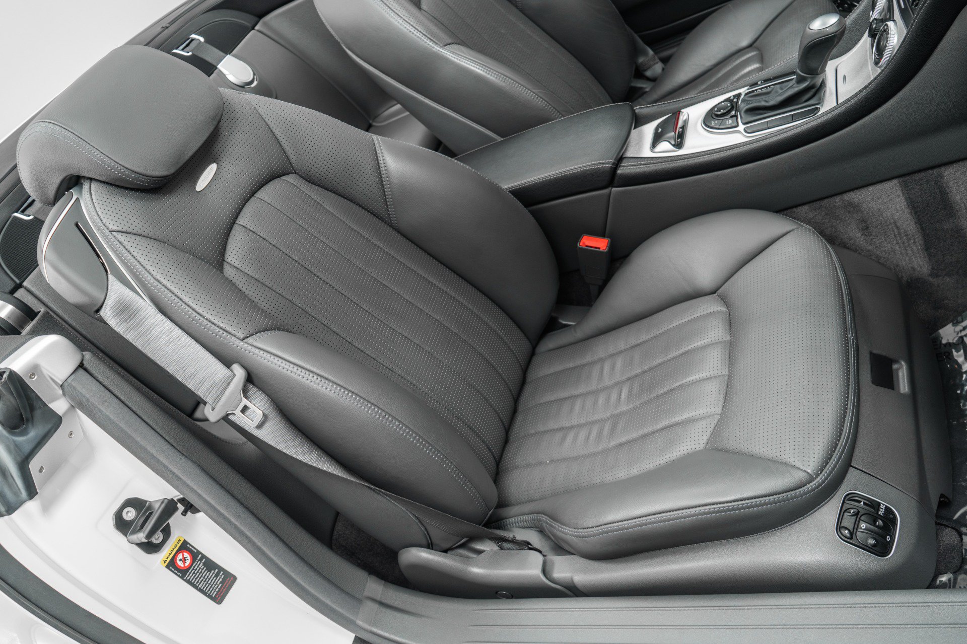 Used 2005 Mercedes-Benz SL 55 AMG image 24