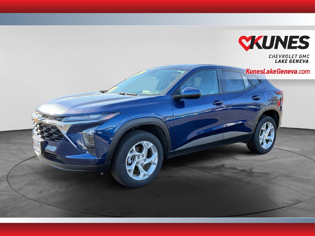 Used 2024 Chevrolet Trax LS w/ LS Convenience Package FWD image 4