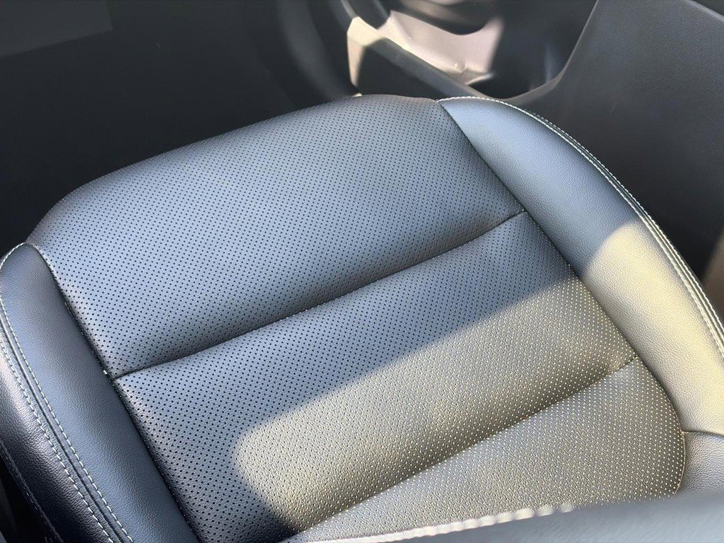Used 2022 Ford Escape SEL AWD/4WD image 17
