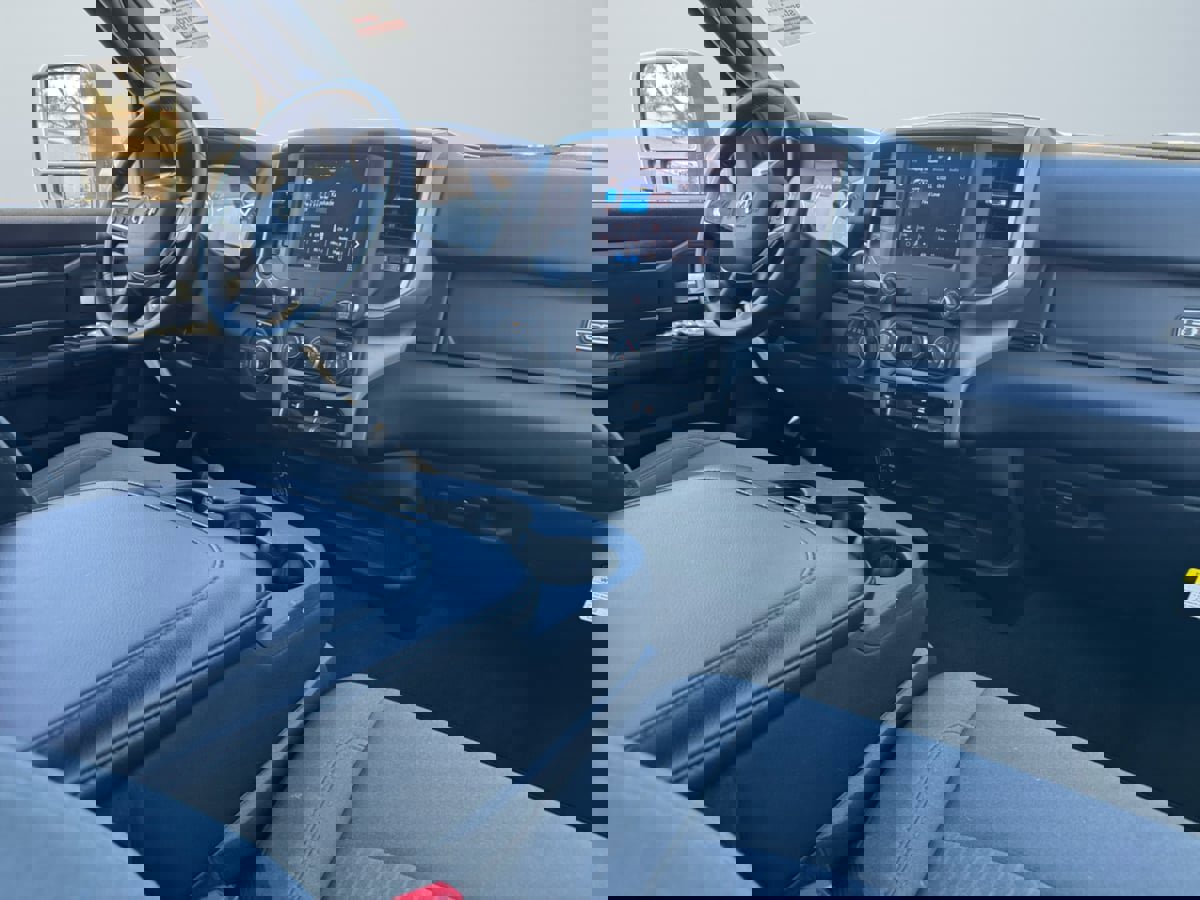 Used 2024 RAM 2500 Big Horn w/ Bed Utility Group image 14