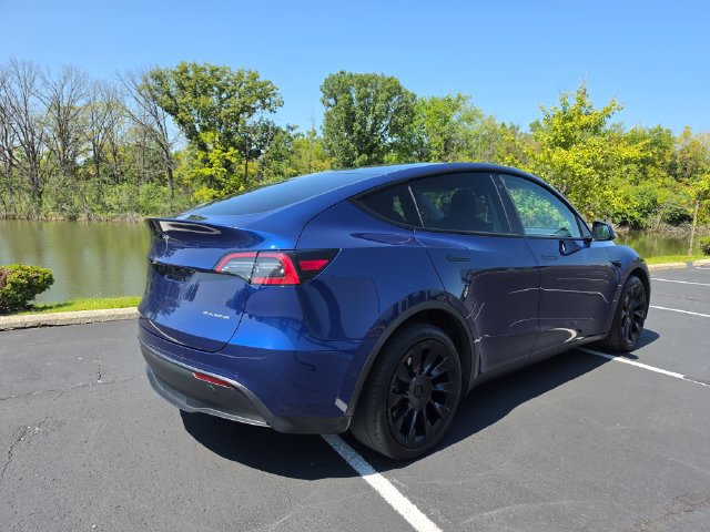 Used 2021 Tesla Model Y Long Range AWD/4WD image 6