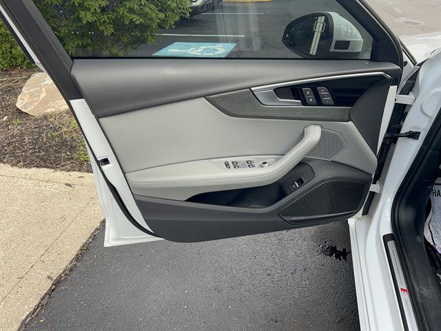 Used 2021 Audi A4 2.0T Premium Plus w/ Premium Plus Package image 8