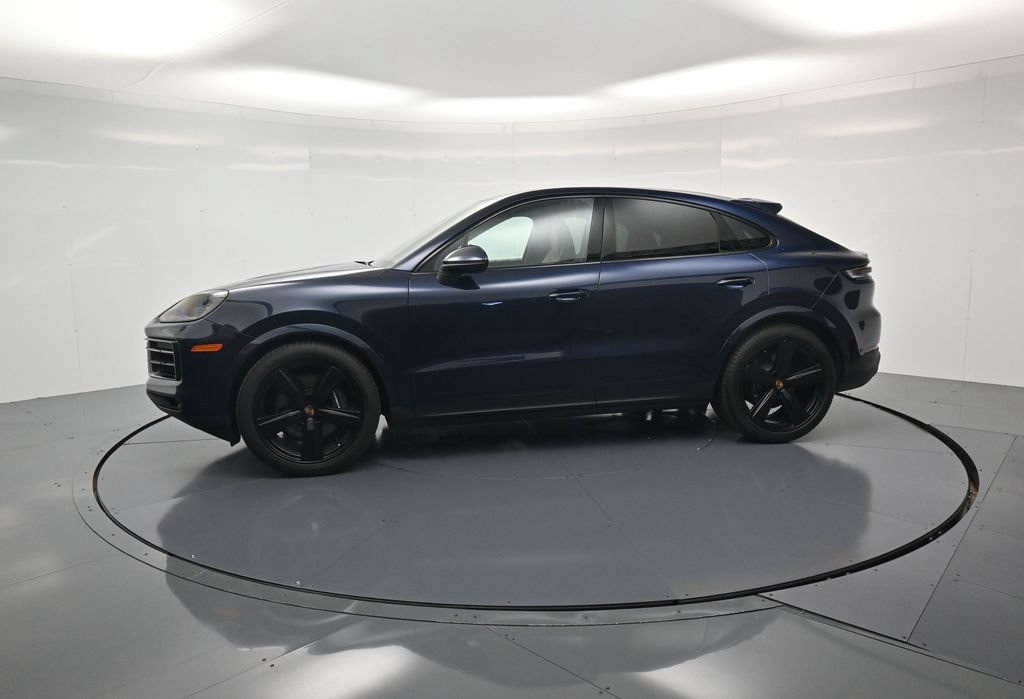 Certified 2025 Porsche Cayenne Coupe AWD/4WD image 2