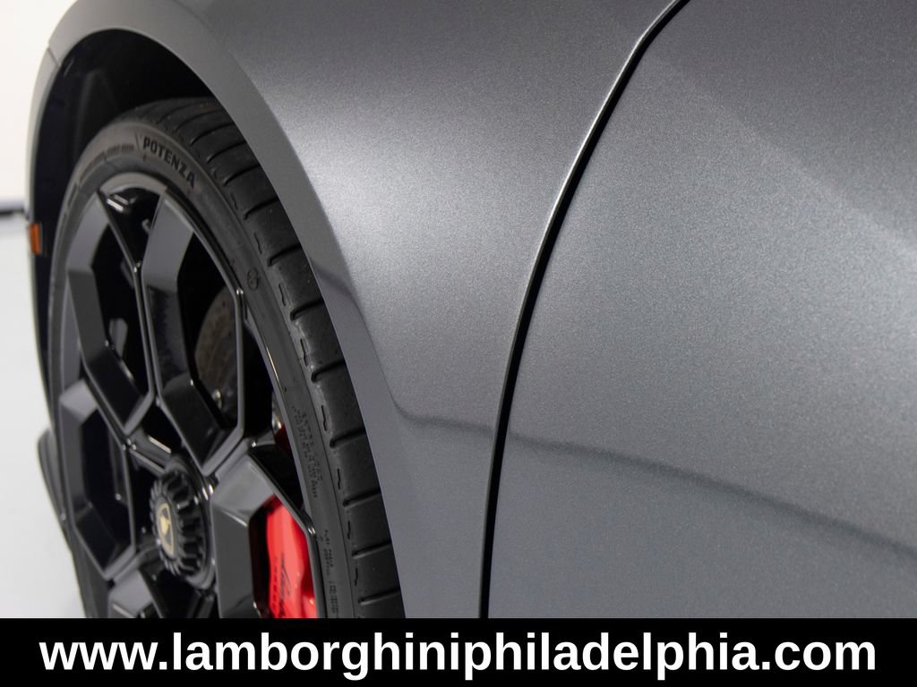 Used 2023 Lamborghini Huracan Tecnica RWD image 49