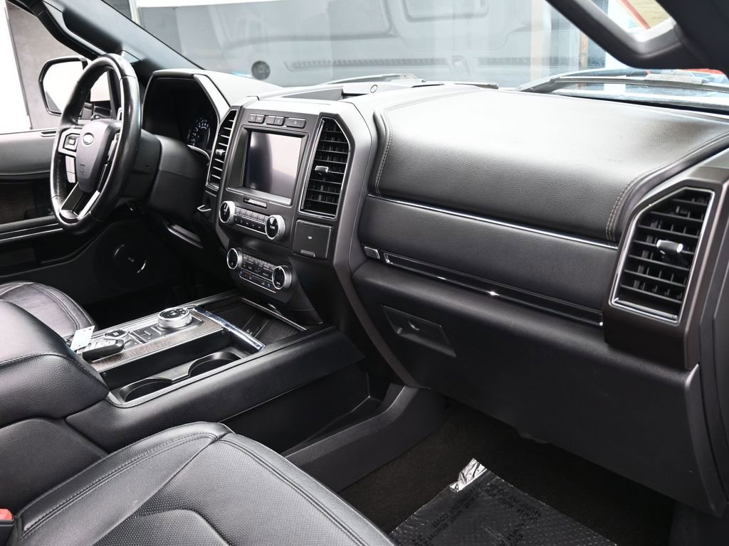 Used 2020 Ford Expedition Limited image 50