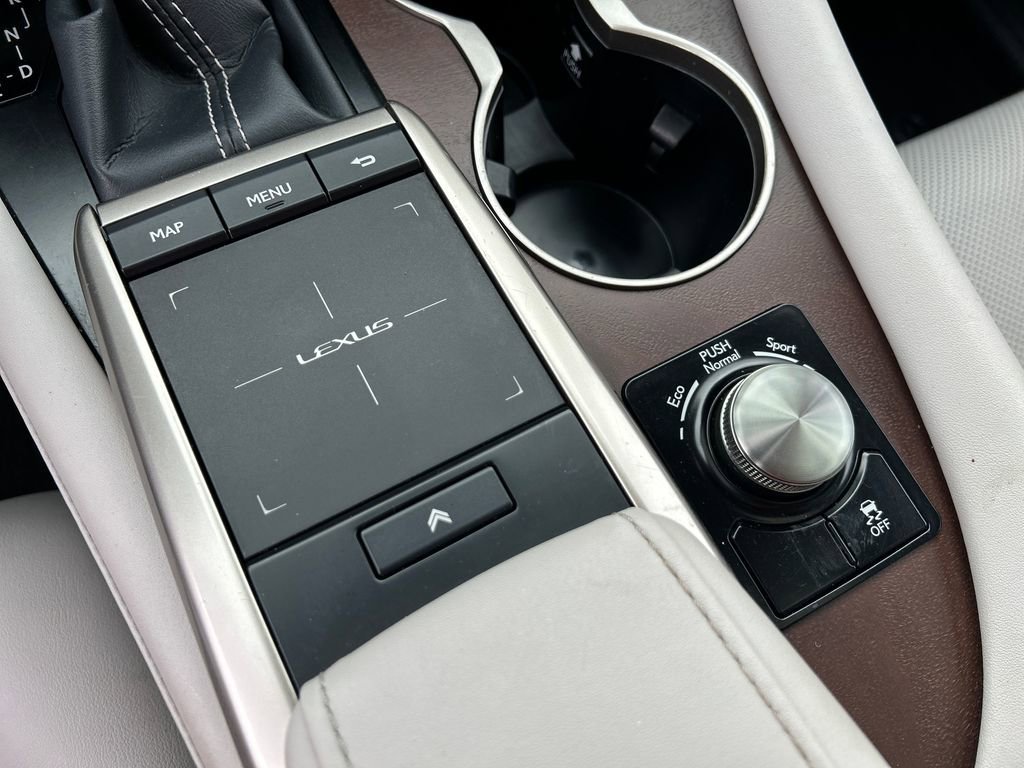 Used 2020 Lexus RX 350L FWD w/ Premium Package image 22