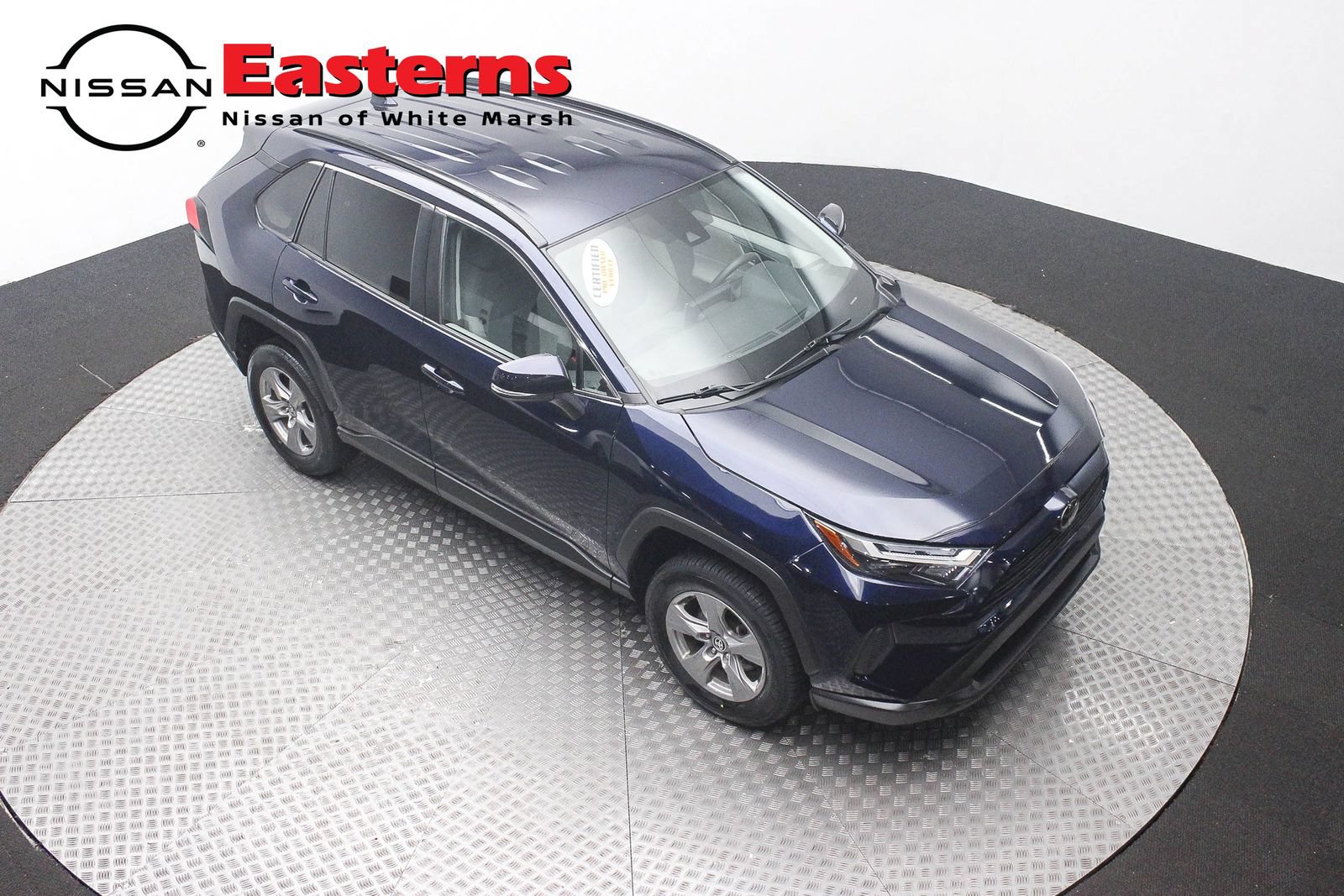 Used 2024 Toyota RAV4 XLE FWD image 3