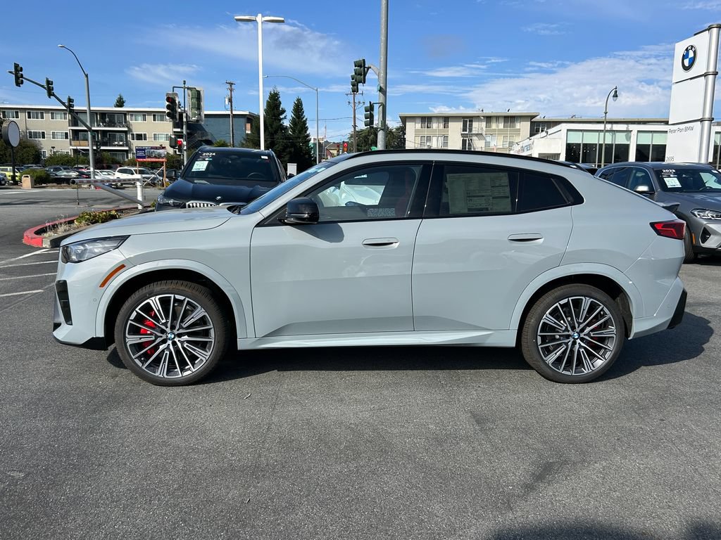 New 2026 BMW X2 M35i w/ Technology Package AWD/4WD image 2