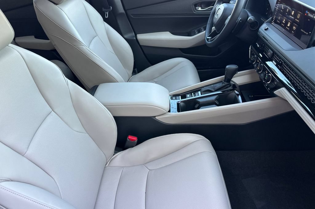New 2026 Honda Accord EX-L image 16