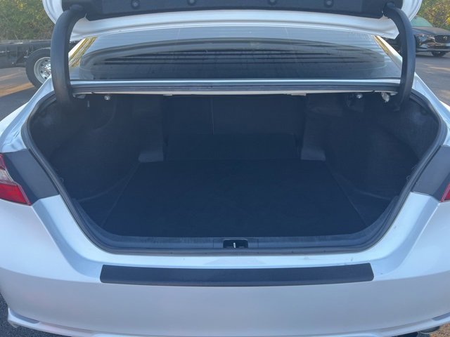 Used 2023 Toyota Camry SE image 17