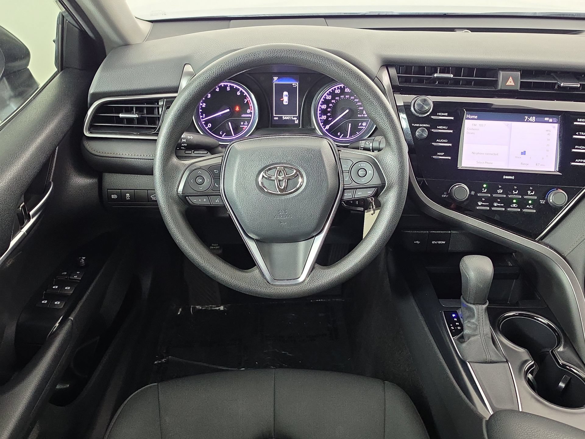 Used 2020 Toyota Camry LE FWD image 32