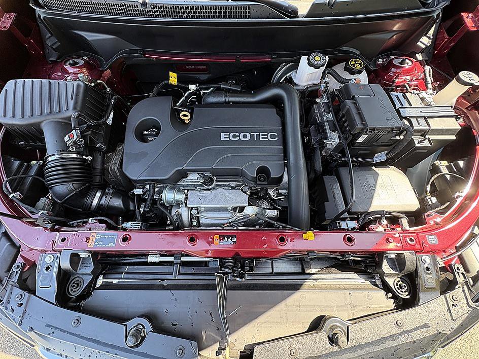Used 2020 Chevrolet Equinox LT FWD image 26