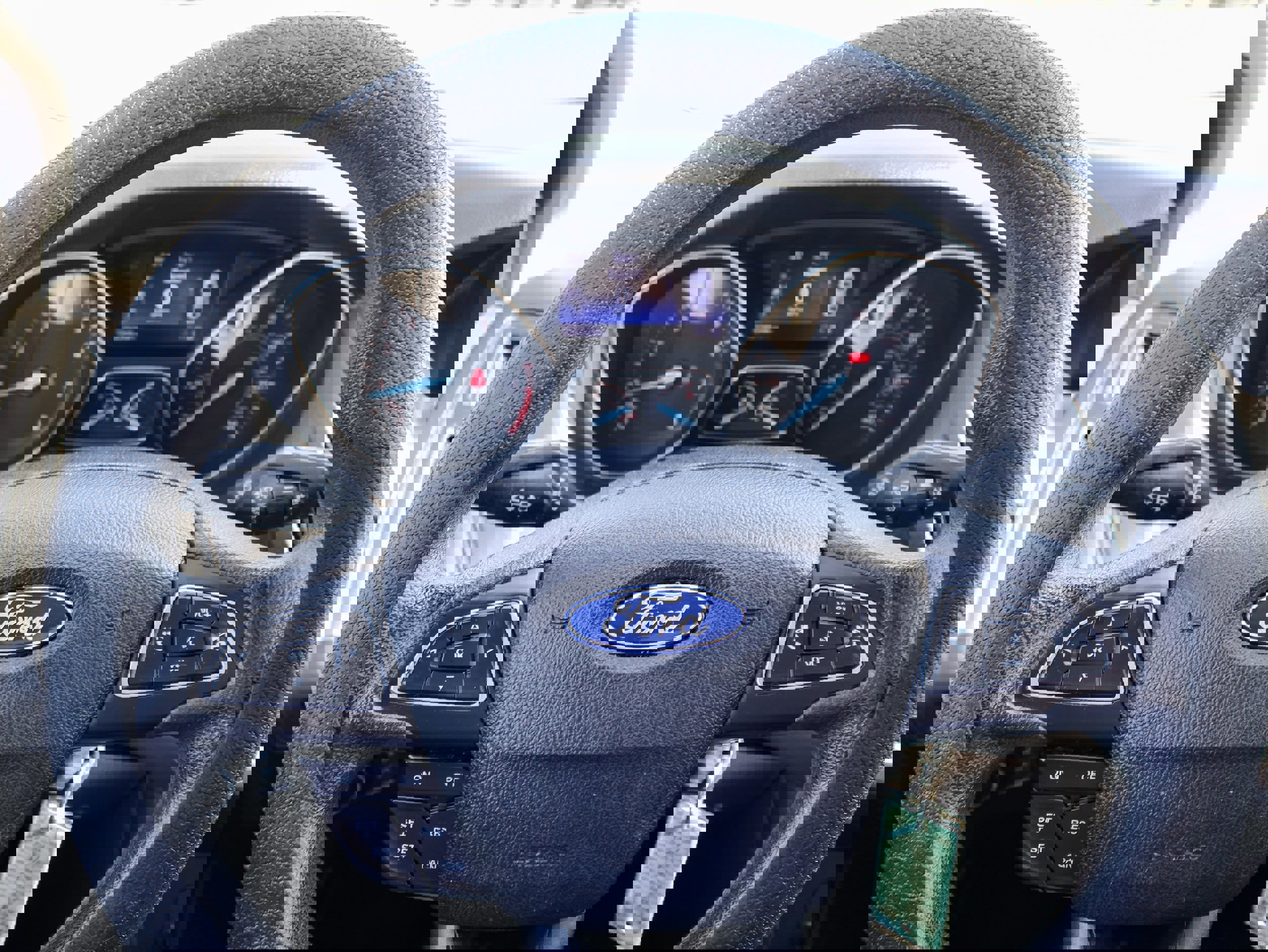 Used 2015 Ford Focus SE w/ Reverse Sensing Package image 17