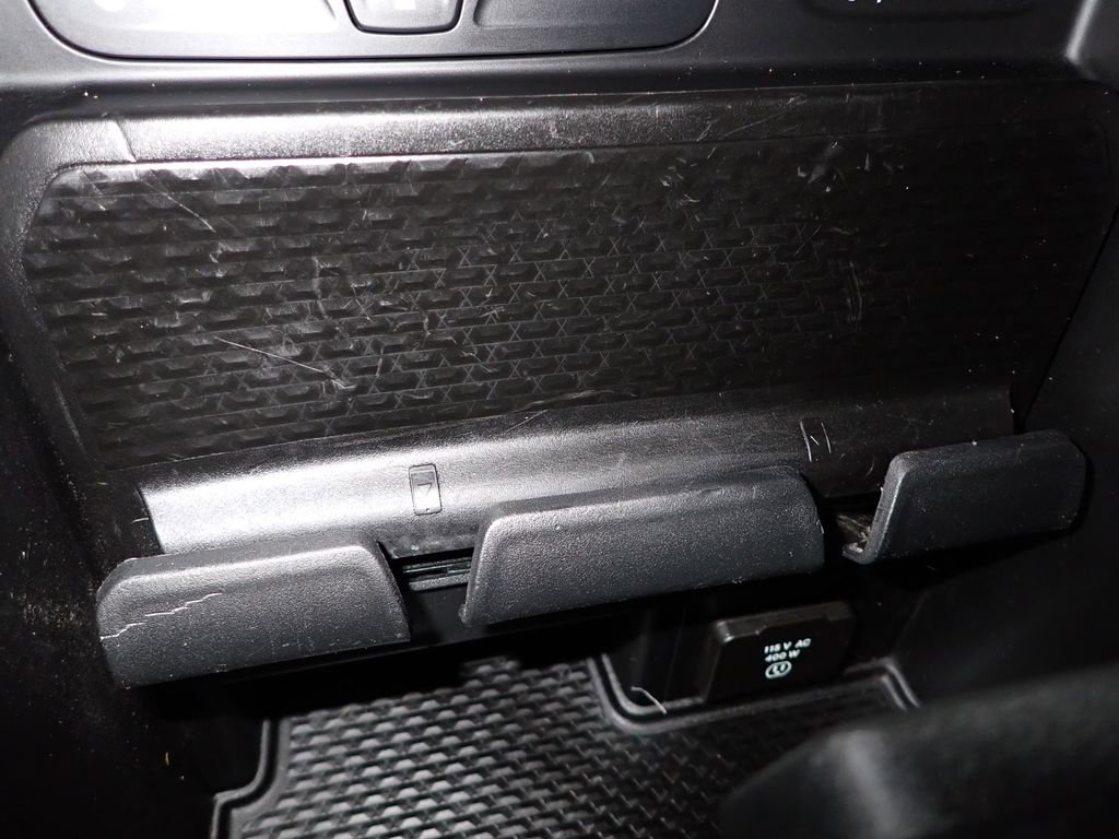 Used 2019 RAM 1500 Big Horn image 33