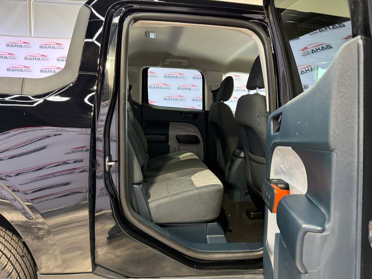 Used 2022 Ford Maverick XLT FWD image 47