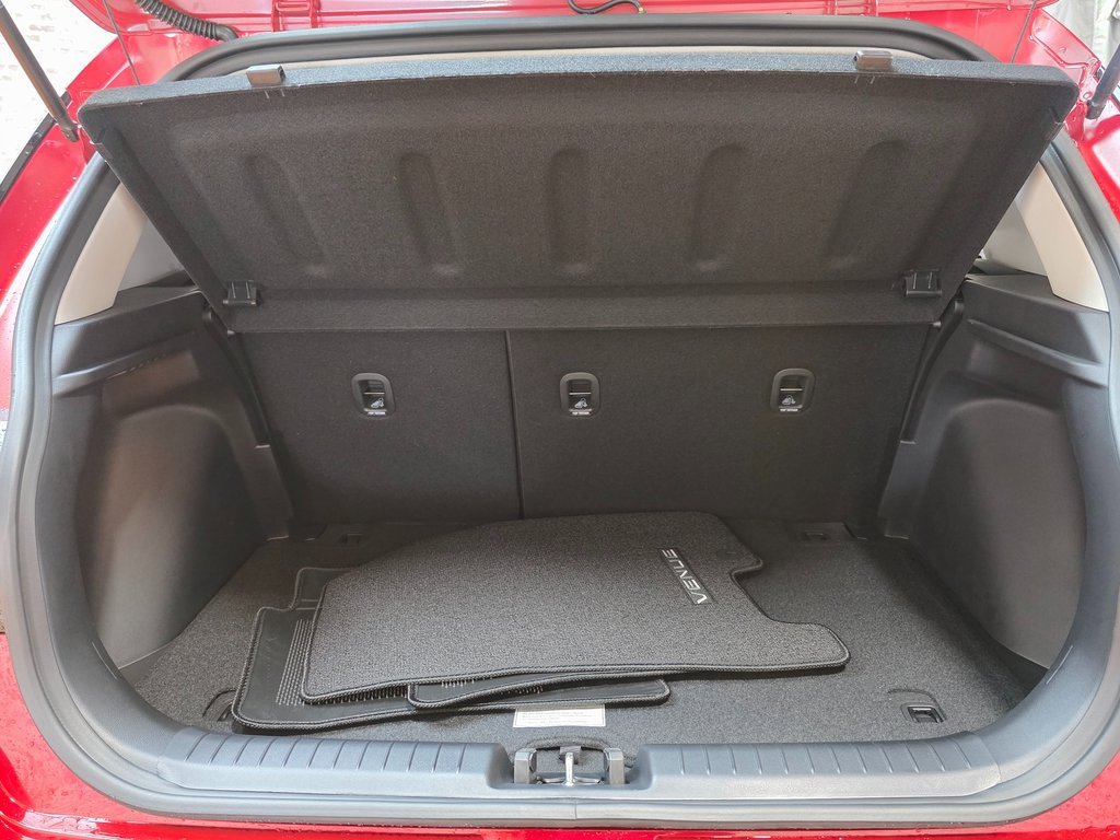 New 2026 Hyundai Venue SEL image 13