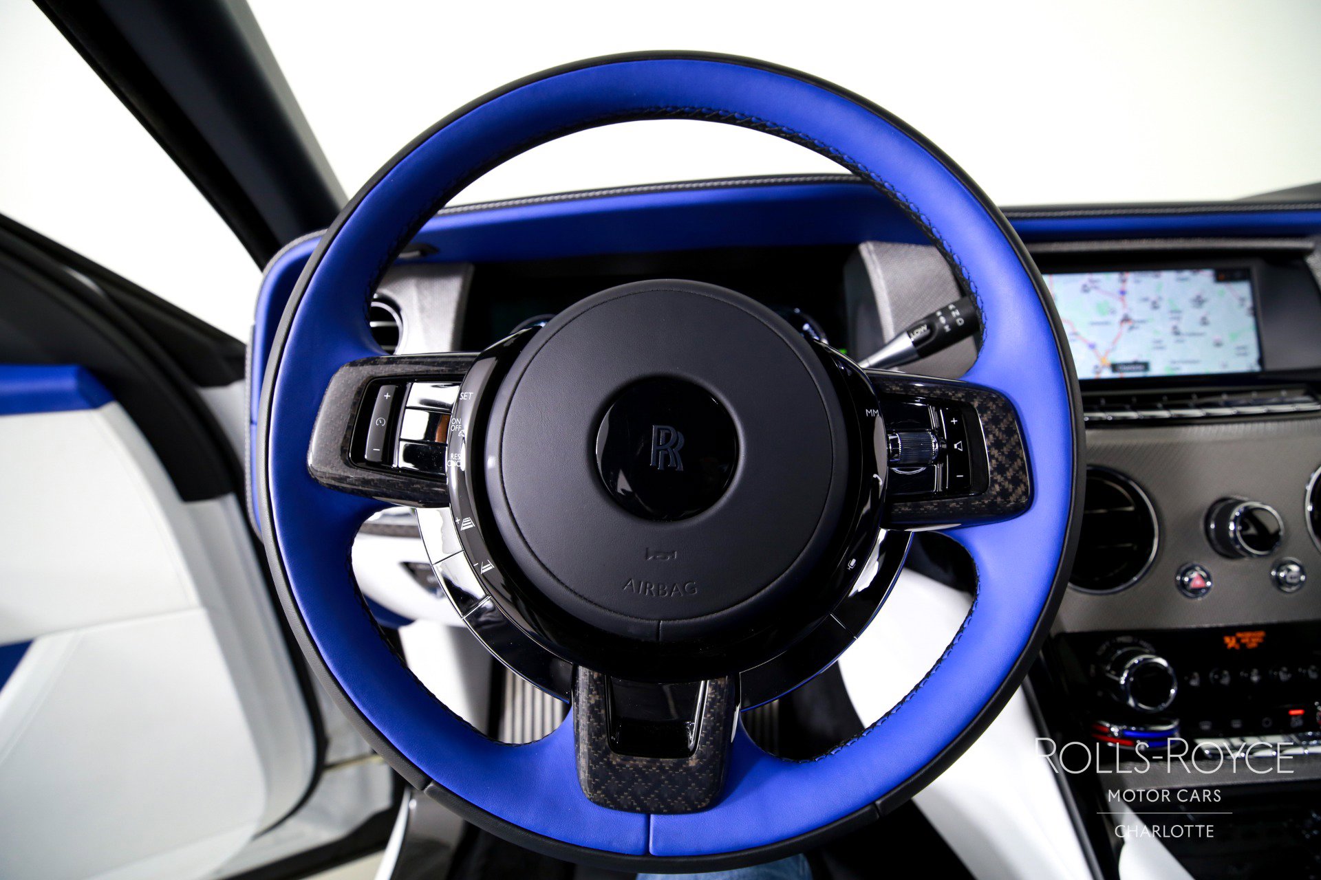 Used 2023 Rolls-Royce Cullinan Black Badge w/ Driver's Package image 15