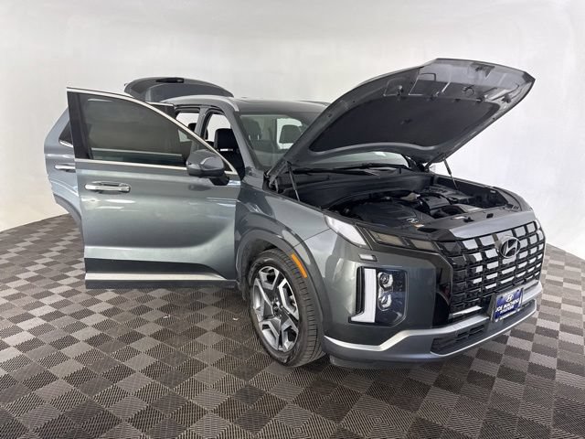 Used 2023 Hyundai Palisade Limited FWD image 16