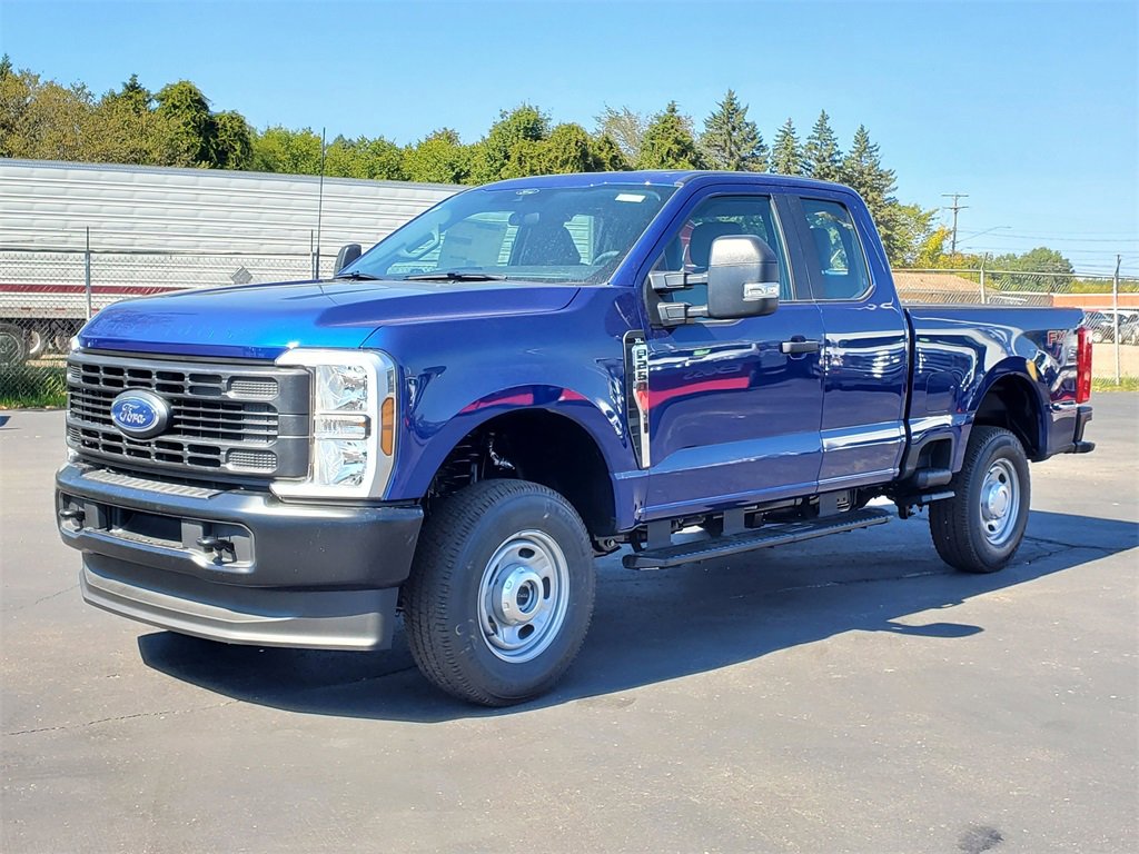New 2026 Ford F250 4x4 SuperCab Super Duty image 3