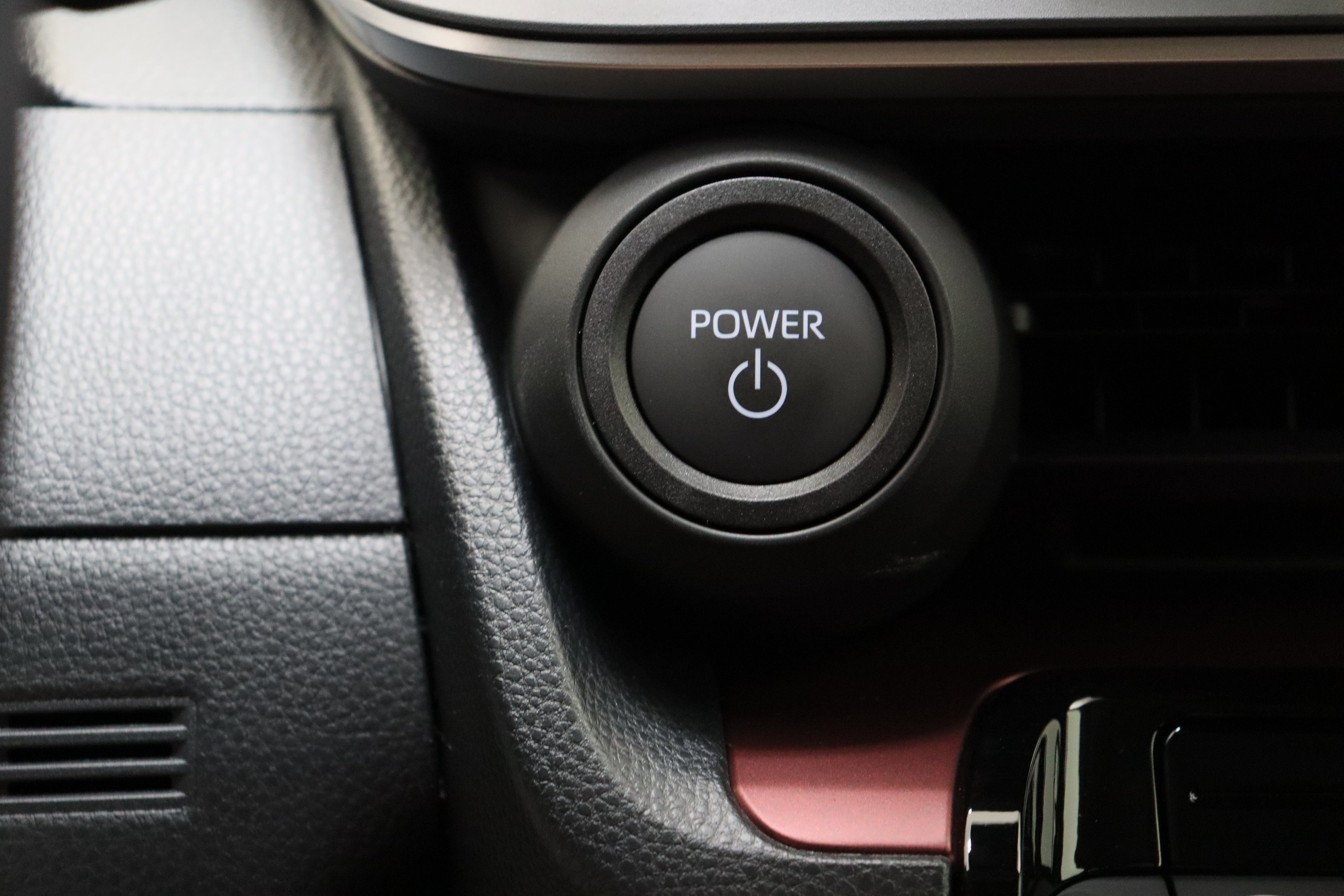Certified 2026 Toyota Prius Plug-In Hybrid FWD image 17